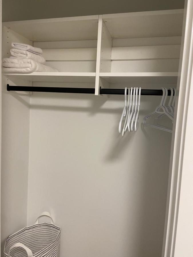 Wecare Guest Suite Burnaby Ngoại thất bức ảnh